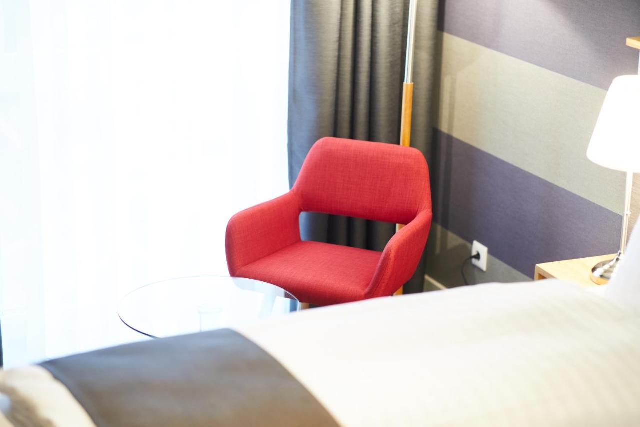 Hotel Garni Am Schloss Kottenheim エクステリア 写真